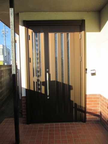 浜松芳川店　リフォーム玄関ドア取付工事